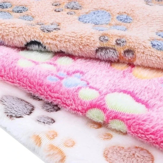 Warm Fleece Pet Blanket for Dogs & Cats | Soft Bed Mat Cover