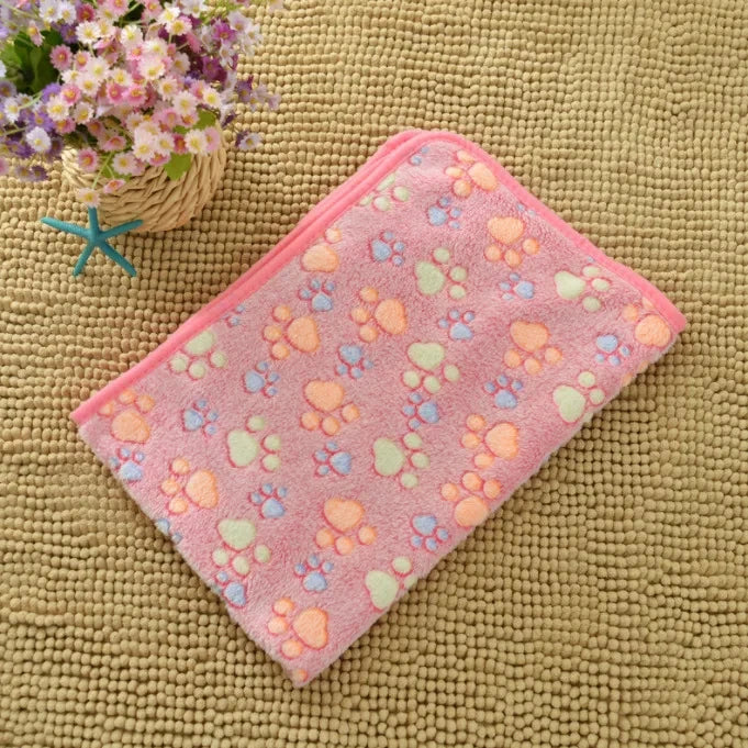 Warm Fleece Pet Blanket for Dogs & Cats | Soft Bed Mat Cover