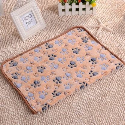 Warm Fleece Pet Blanket for Dogs & Cats | Soft Bed Mat Cover